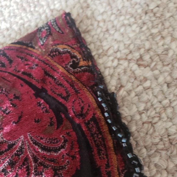 Red and black patterned velvety Simon Chang shirt - Picture 2 of 4